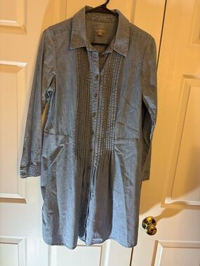 J. Jill Light Blue Chambray Pin-tucked Long Sleeve Shirt Dress